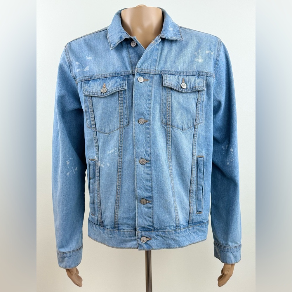 Forever 21 Men's Faded Blue, Color Distressed Denim Jacket, Size Large